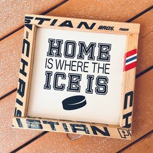 12x12 Hockey Stick Sign